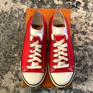 Rocket Dog tennis shoes